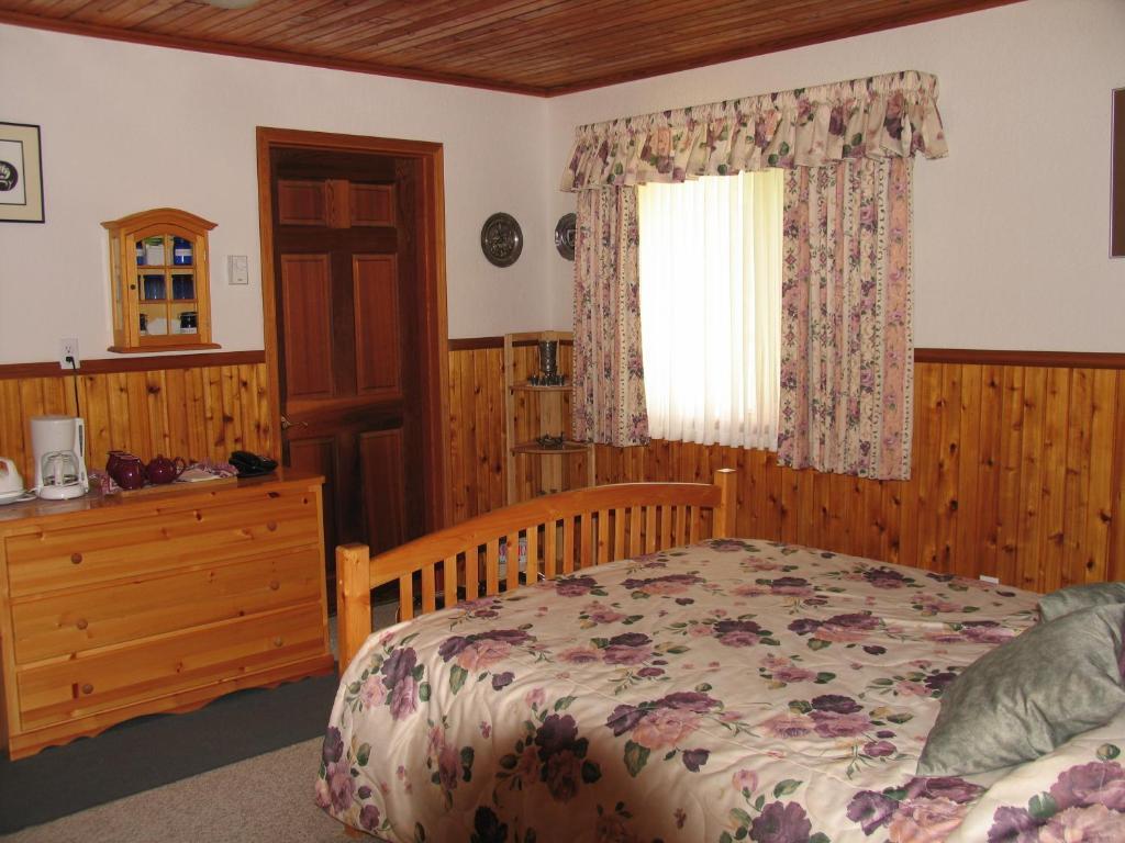 Blue Grouse Country Inn Clearwater Værelse billede