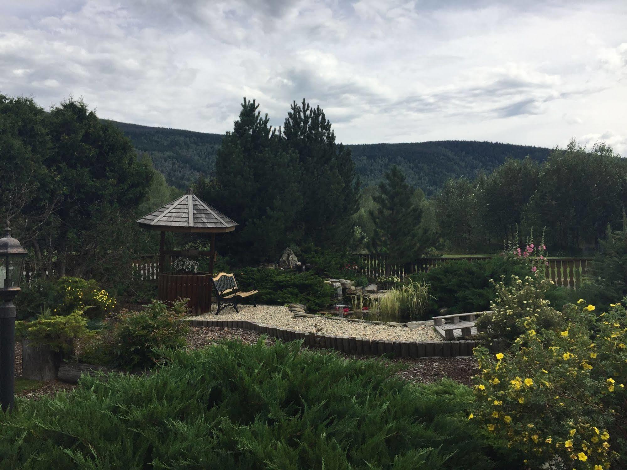 Blue Grouse Country Inn Clearwater Eksteriør billede